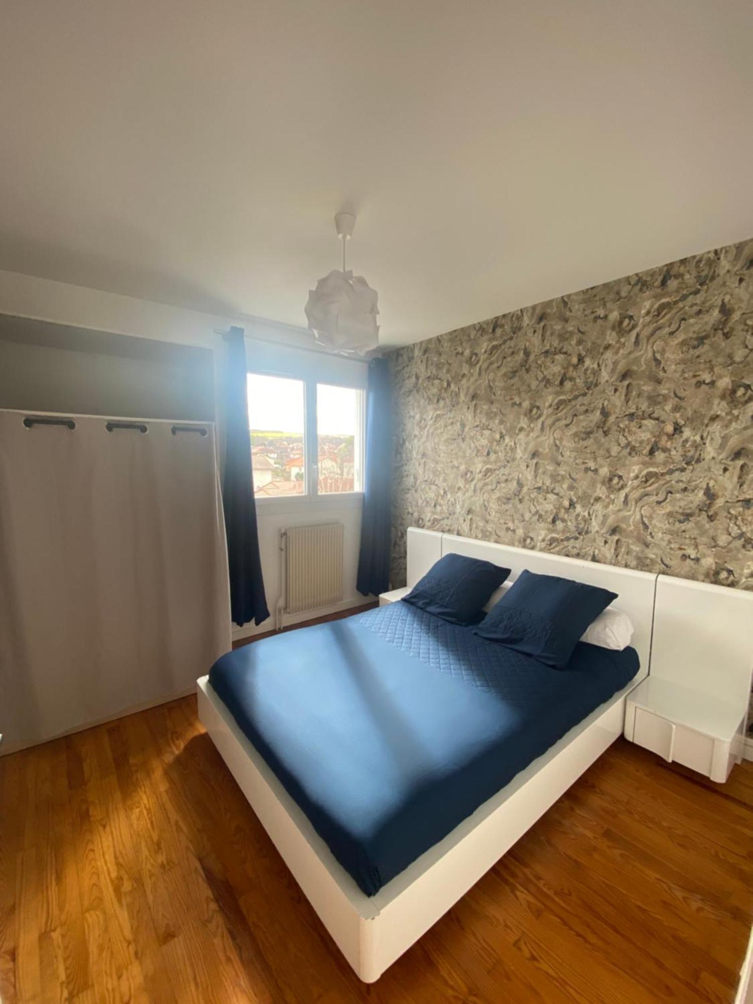 Appartement Spacieux Et Chaleureux - 4Pers - Refait A Neuf - Parking Privatif - Proches Axes, Commerces Et Services - Check In 24-24 Lempdes Esterno foto