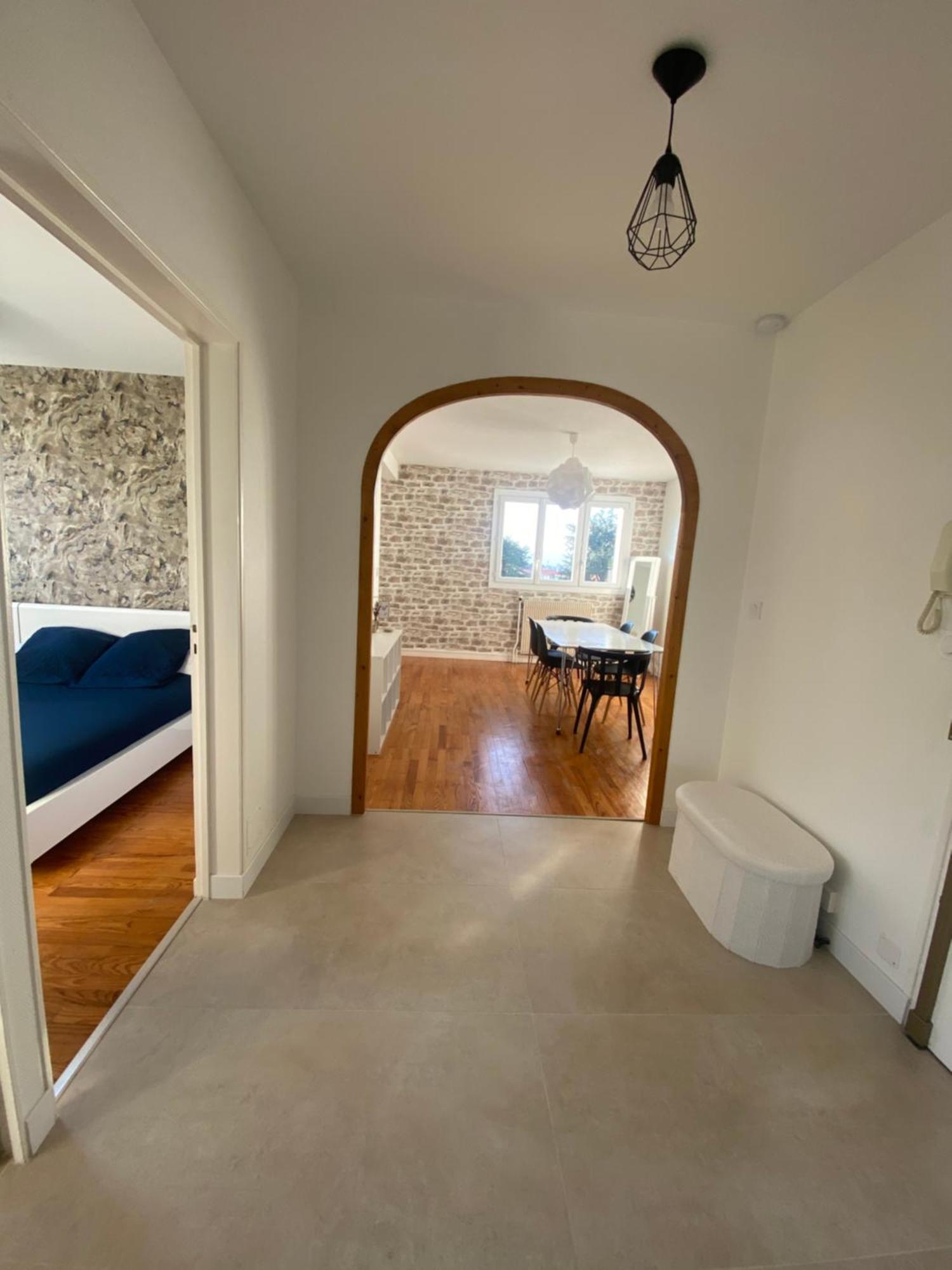 Appartement Spacieux Et Chaleureux - 4Pers - Refait A Neuf - Parking Privatif - Proches Axes, Commerces Et Services - Check In 24-24 Lempdes Esterno foto